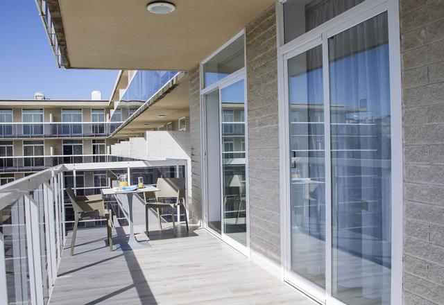 Get Wallpaper Apartaments Superiors A Salou Cye Holiday Centre For Android