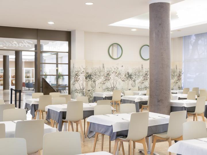 Aparthotel CYE Holiday Centre | Salou | 4